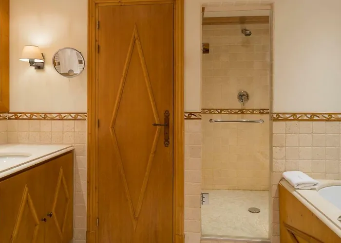 Le Palace Des Neiges ホテル