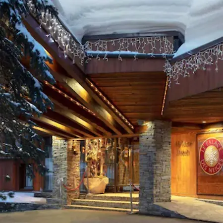 Отель Le Palace Des Neiges 3*