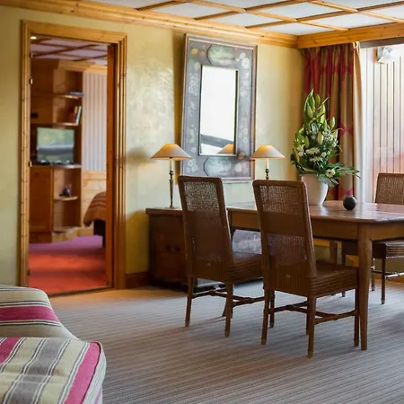 Le Palace Des Neiges Szálloda Courchevel