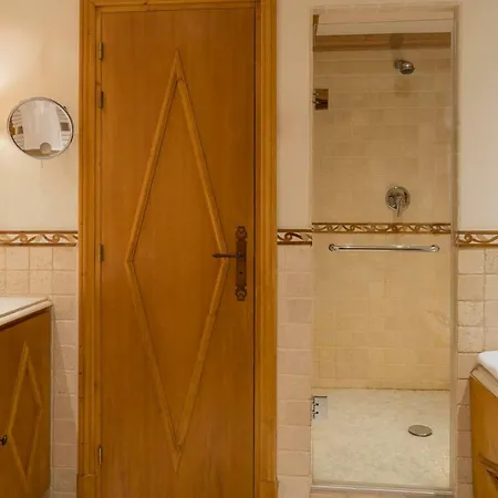 Le Palace Des Neiges Szálloda